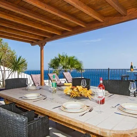 Puerto Del Carmen Sleeps 10 Pool Air Con Wifi Villa