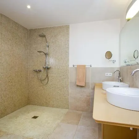 Villa Puerto Del Carmen Sleeps 10 Pool Air Con Wifi